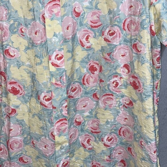 Lefties Women's Pink Floral Button-Down Shirt Viscose Blend Sz M NWT MSRP $89‎ - Picture 2 of 7